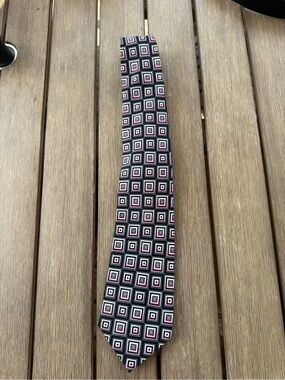 Carlos Devenezia 100% Silk Men’s Tie Geometric Square Pink Black Gray